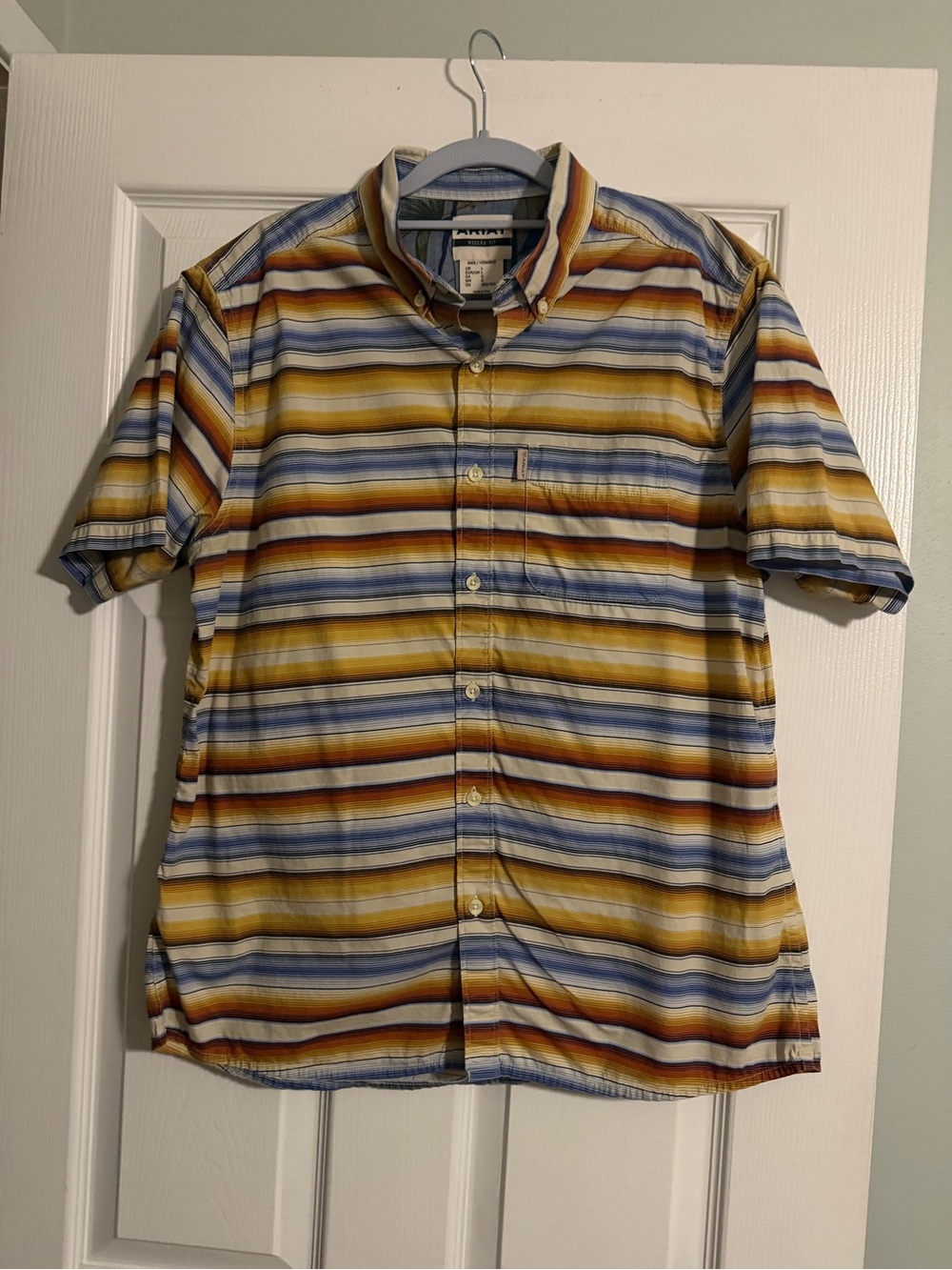 Ariat Men’s Sunset Serape Modern Fit Button Up